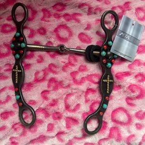 Smooth shanked horse bit